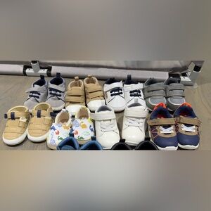 Assorted infant/toddler shoes (8 pairs included)
